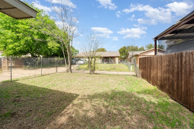 7221 Chinaberry Rd, Dallas, TX 75249 - view of yard