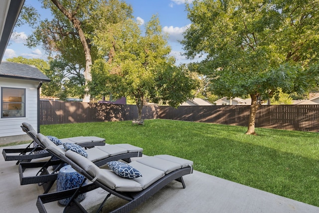 view of yard with a patio area