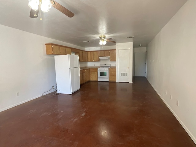 kitchen featuring ceiling fan and white appliances