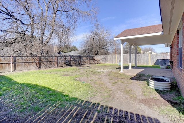 view of yard with a patio