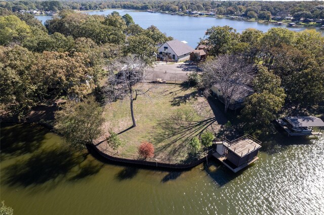 195 Lake Creek Dr, Mabank, TX 75156