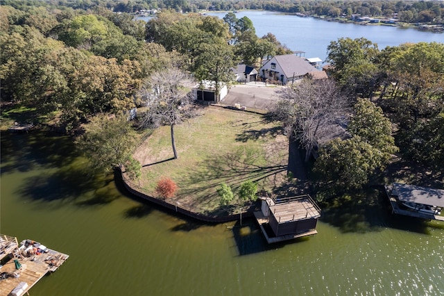 195 Lake Creek Dr, Mabank, TX 75156
