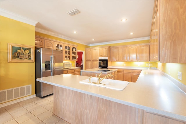 kitchen with stainless steel fridge with ice dispenser, a sink, oven, light countertops, and cooktop