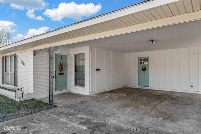 view of entrance to property