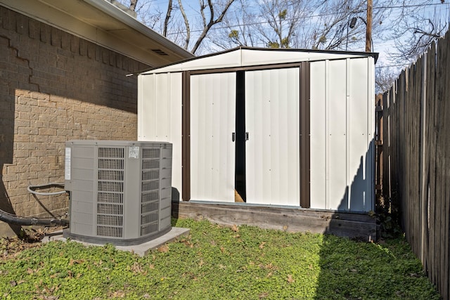 view of outdoor structure featuring cooling unit