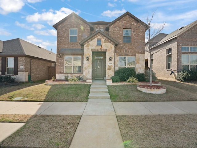 view of front of property with a front yard