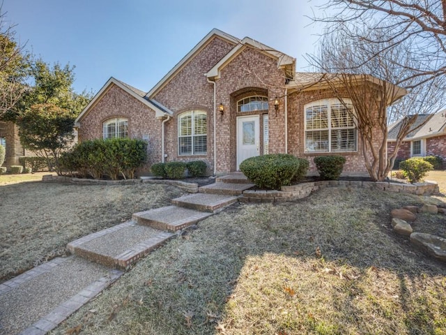 view of front of house with a front yard