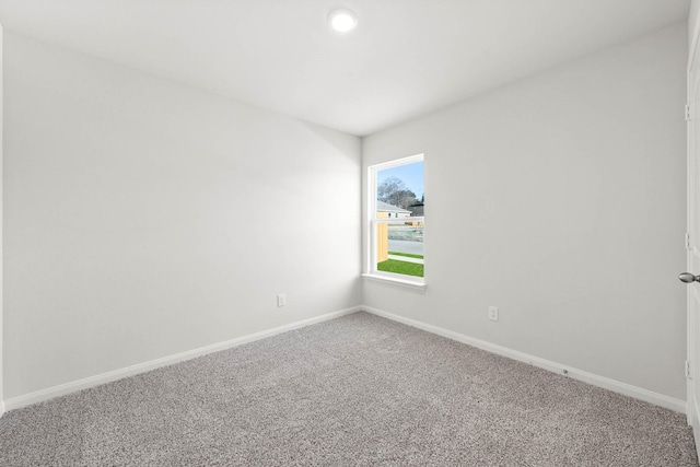 view of carpeted spare room