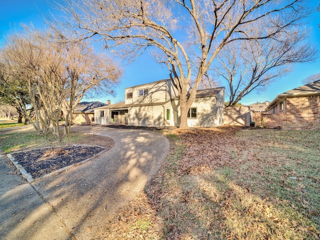 view of front of house