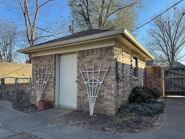 view of outbuilding