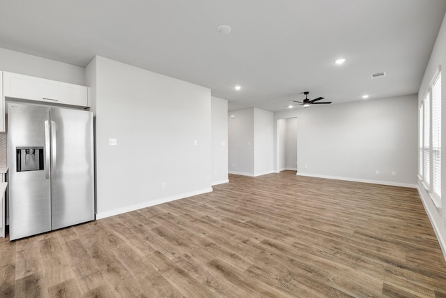 3842-3844 Clovis St, Midlothian, TX 76065 - unfurnished living room with ceiling fan, recessed lighting, light wood-style floors, and baseboards