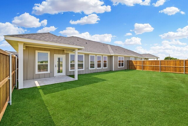 3842-3844 Clovis St, Midlothian, TX 76065 - bedroom with a tray ceiling, light colored carpet, baseboards, and ornamental molding