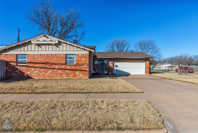 ranch-style house with a garage