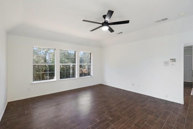 unfurnished room with ceiling fan