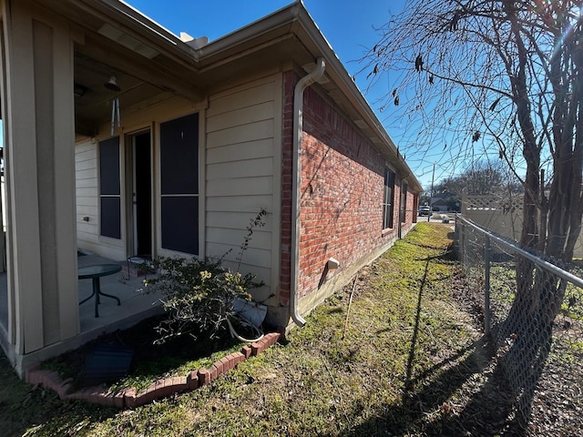 view of home's exterior