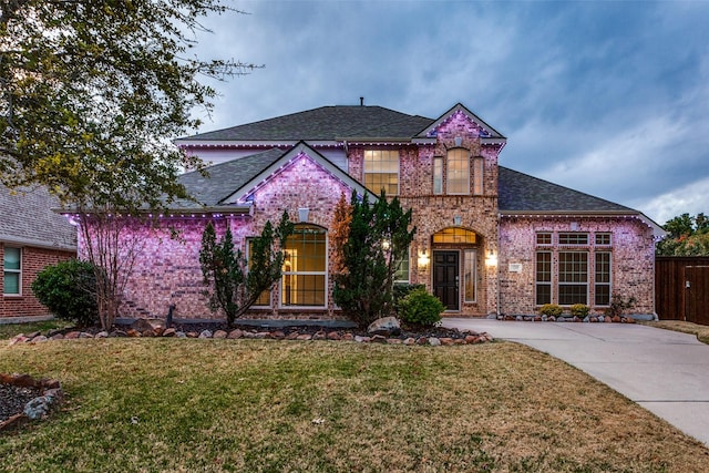 view of front of house with a front yard