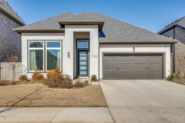 view of front facade with a garage