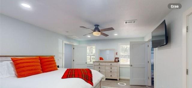 bedroom featuring ceiling fan