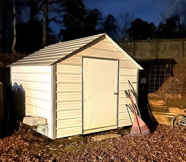 view of outbuilding