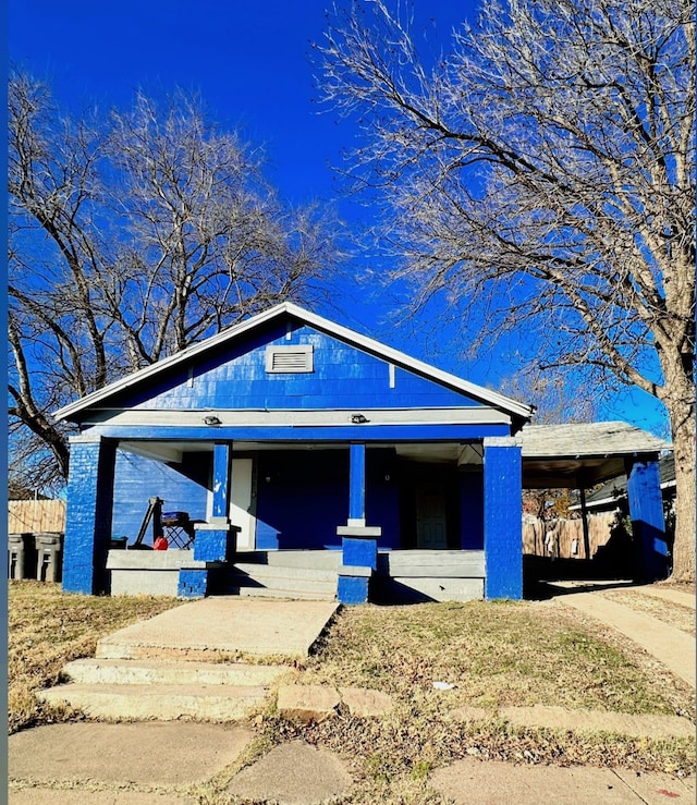 view of front of home featuring a porch