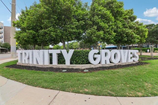 3426 Borger St, Dallas, TX 75212 - community sign with a yard