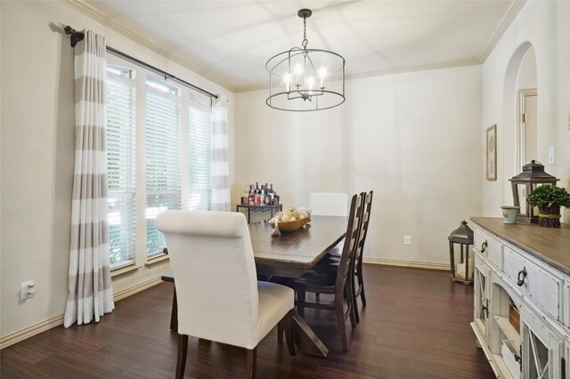 kitchen featuring dark brown cabinets, sink, a kitchen island, and a wealth of natural light