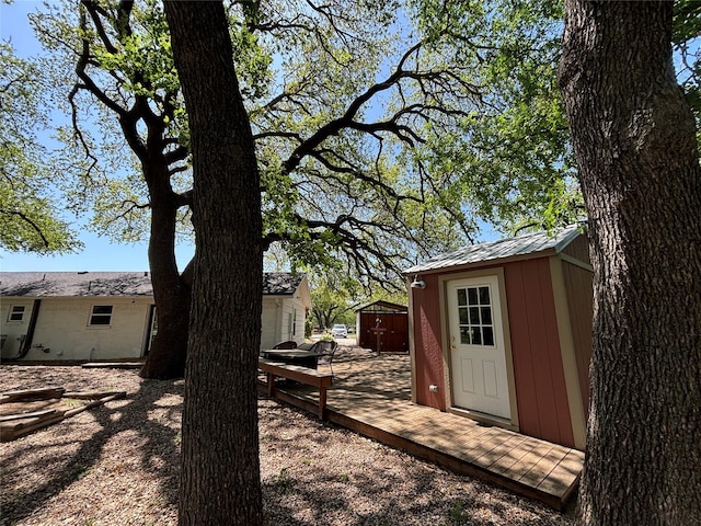 207 Granbury Ct, Granbury, TX 76049 - view of yard