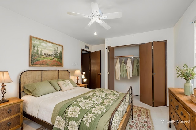 bedroom featuring light carpet, visible vents, a closet, and ceiling fan
