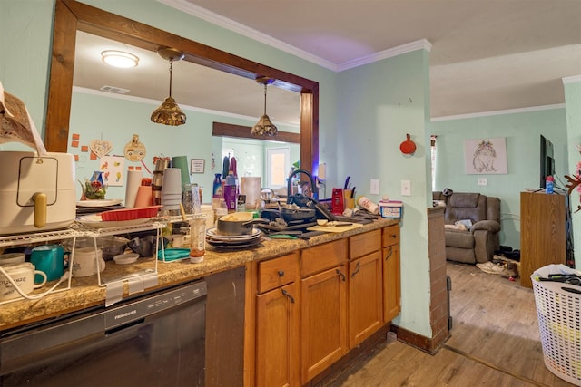 kitchen with hanging light fixtures, ornamental molding, light hardwood / wood-style floors, and dishwasher