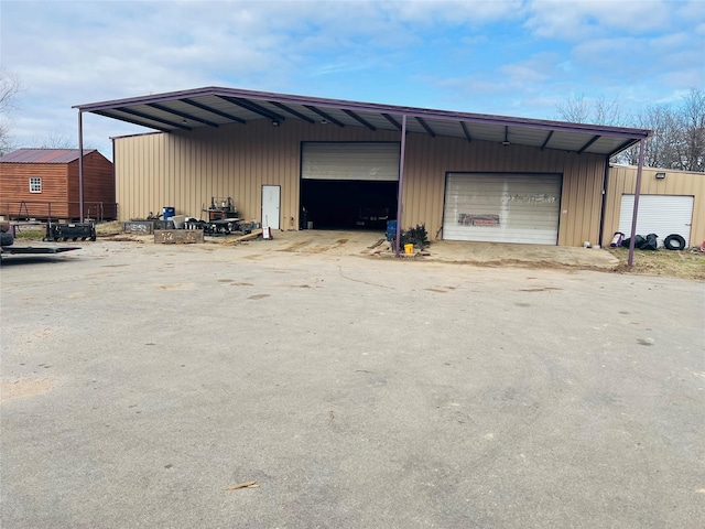 view of outbuilding featuring an outbuilding