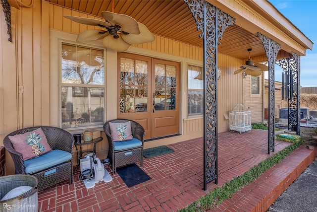 view of patio with ceiling fan