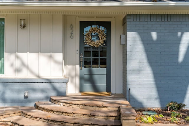 view of property entrance