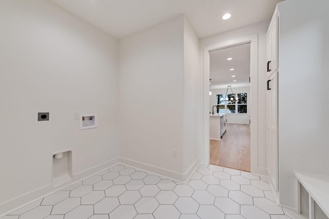 13590 Park Harbor Dr, Eustace, TX 75124 - laundry room featuring hookup for an electric dryer, washer hookup, recessed lighting, baseboards, and light tile patterned flooring