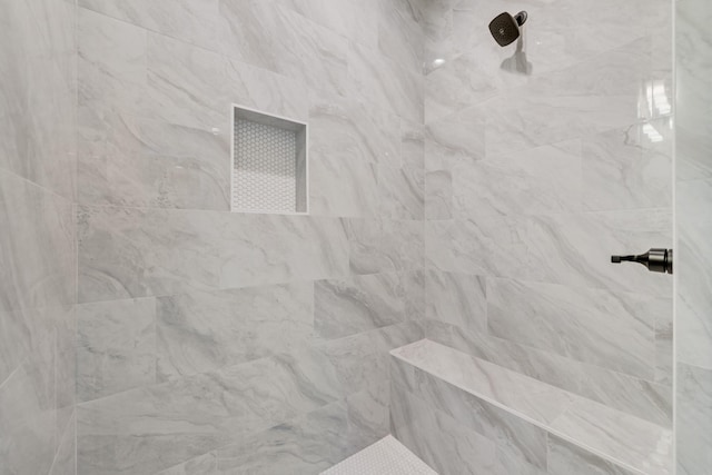 13590 Park Harbor Dr, Eustace, TX 75124 - bathroom featuring tiled shower