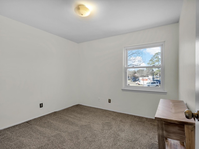 empty room with carpet