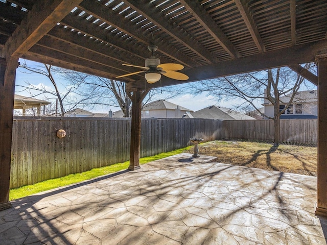 view of patio / terrace with a pergola and ceiling fan