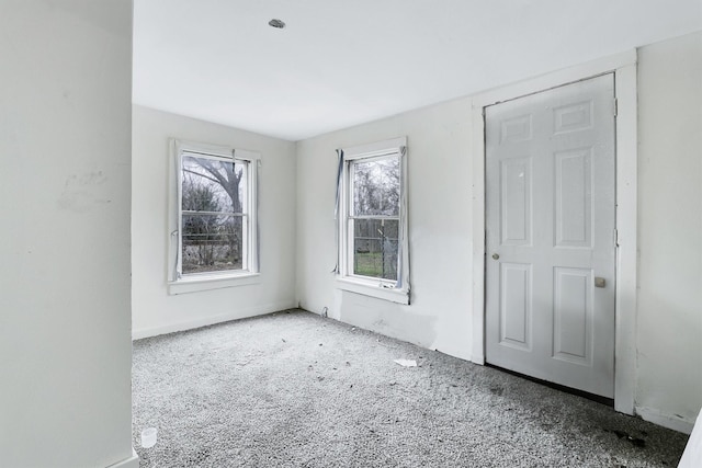 view of carpeted spare room