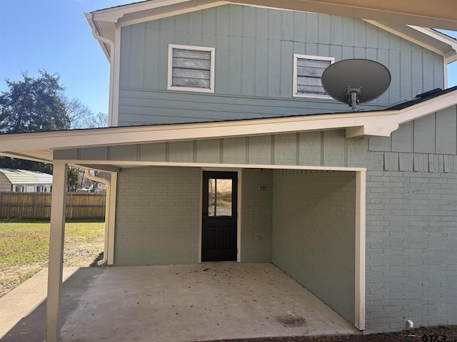 view of front of house with a carport