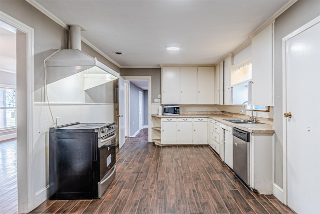 kitchen with dark wood-type flooring, sink, white cabinetry, crown molding, and stainless steel appliances