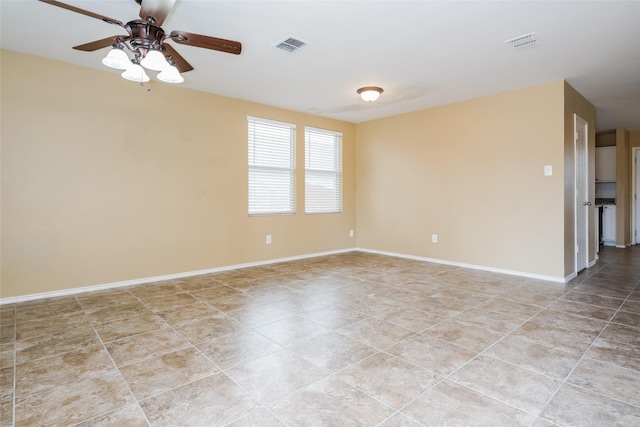 empty room featuring ceiling fan