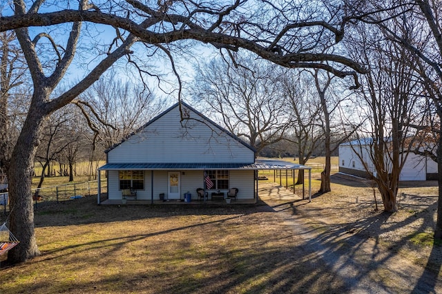 view of front of home featuring covered porch