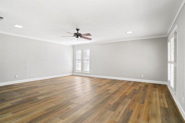 unfurnished room with ceiling fan, ornamental molding, and light hardwood / wood-style flooring