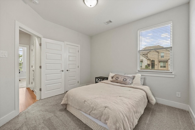 bedroom featuring carpet flooring