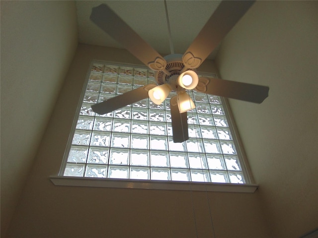 details with ceiling fan