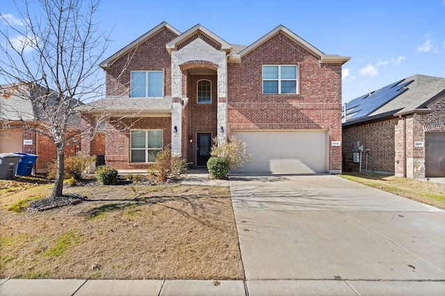 view of front property featuring a garage