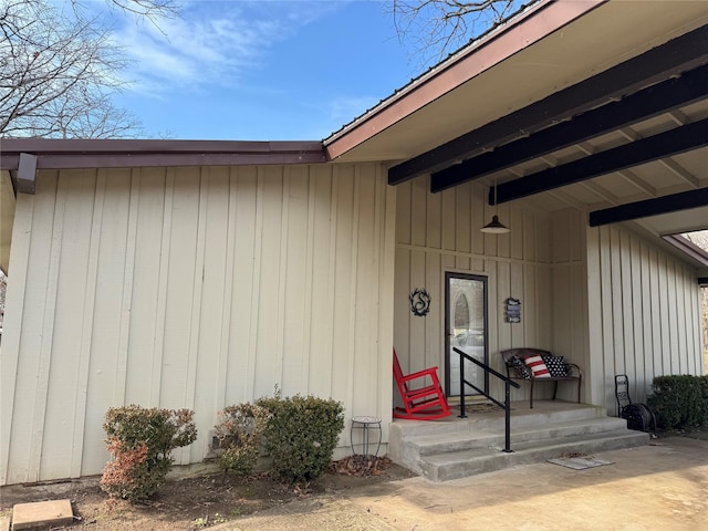 view of exterior entry