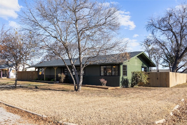 view of front of house