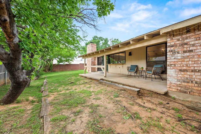 view of yard with a patio