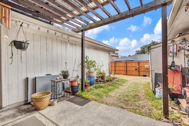 view of yard with a patio and a pergola