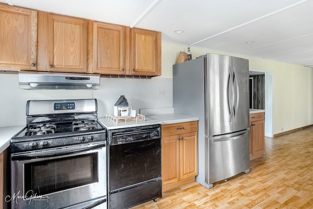 164 Ruth, Haughton, LA 71037 - kitchen with light hardwood / wood-style floors and appliances with stainless steel finishes